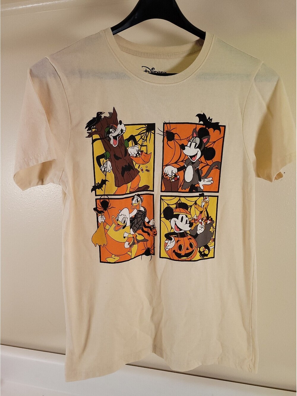 Disney halloween t shirt medium mickey mouse cartoon shirt